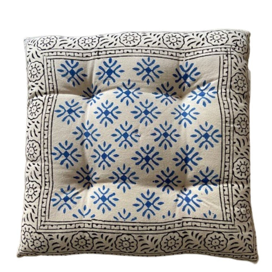 Matraskussen uit India met blauwe en zwarte print