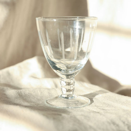Vintage Inspired Wijnglas van De Weldaad