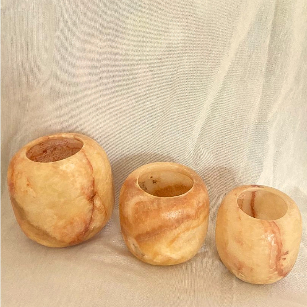 Alabaster waxinelichthouders, set van 3 stuks. Handgemaakt in Egypte