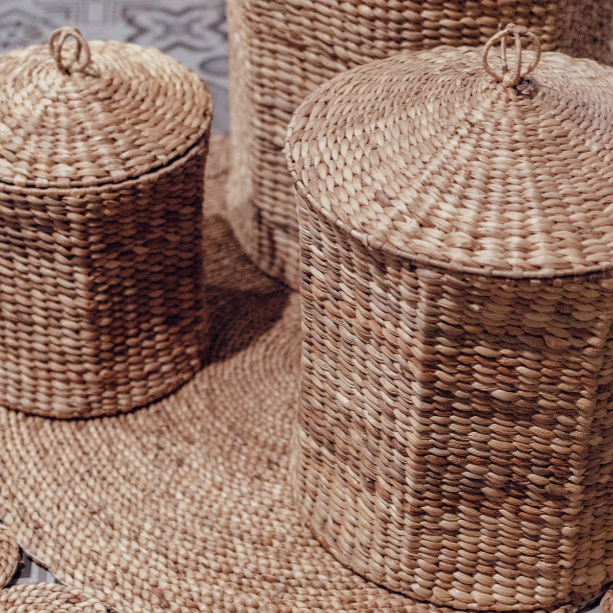 Laundry Basket with Lid GARUT made from Water Hyacinth (3 sizes)