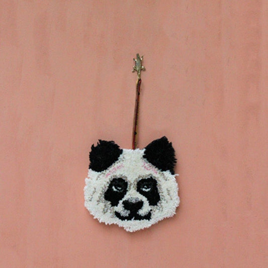 Plumpy Panda Gifthanger Doing Goods